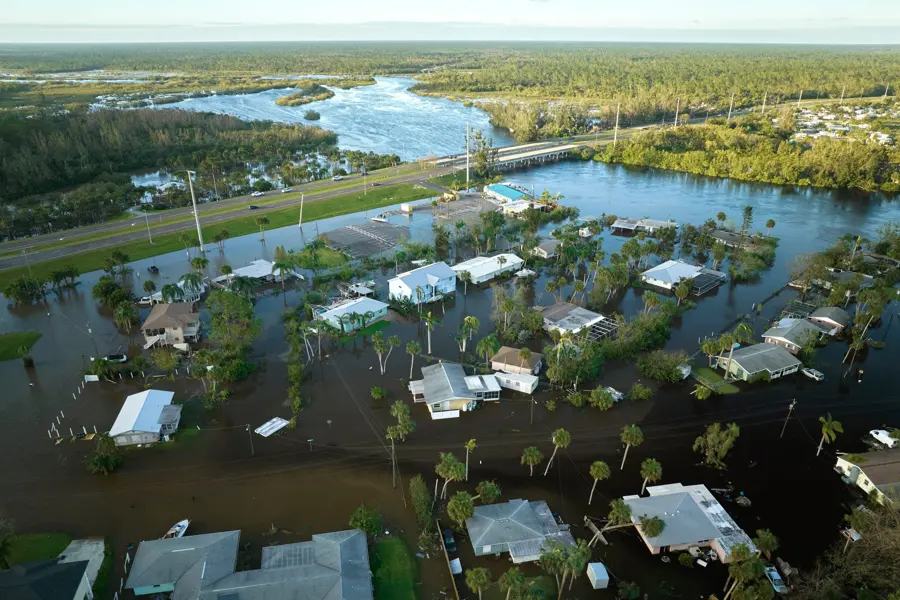 Storm flooding in a Des Plaines, IL neighborhood